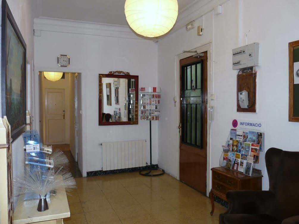 Pension Arosa Barcelona Ngoại thất bức ảnh